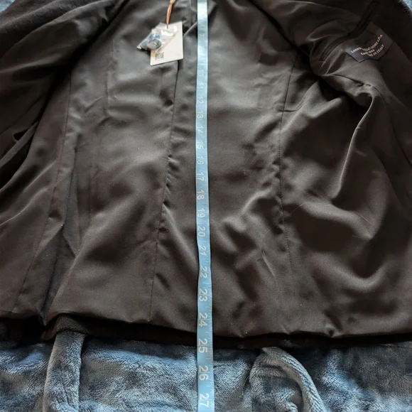 NWT Quince Women's Italian Wool Stand Collar Blazer Medium Black - Picture 6 of 7